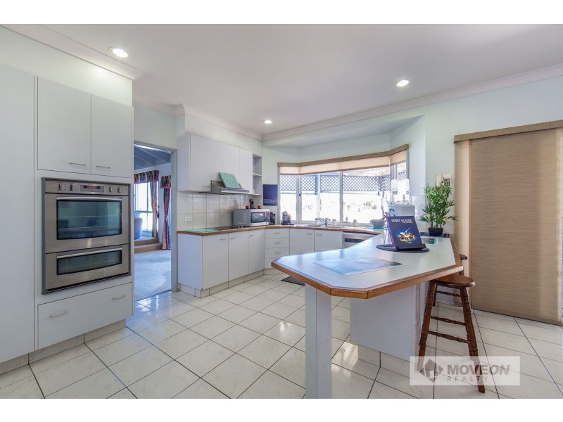 18 AUSTRALIA COURT, Newport QLD 4020