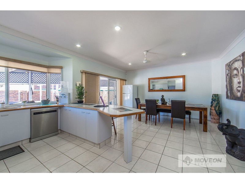 18 AUSTRALIA COURT, Newport QLD 4020