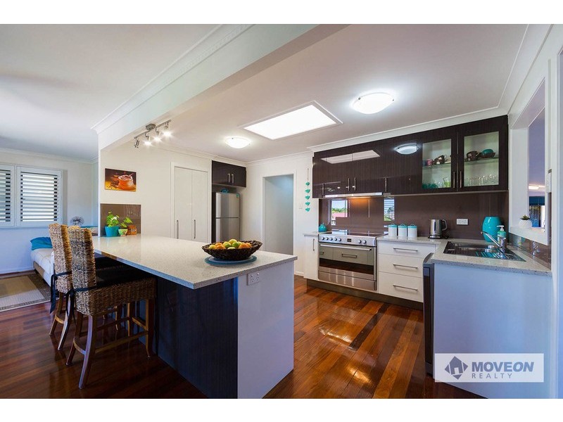 16 PAYNE ST, Clontarf QLD 4019