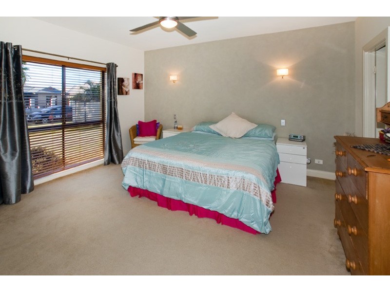 5  VOLUNTEER ST, Newport QLD 4020