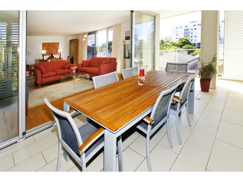 10/65 LANDSBOROUGH AVENUE, Scarborough QLD 4020