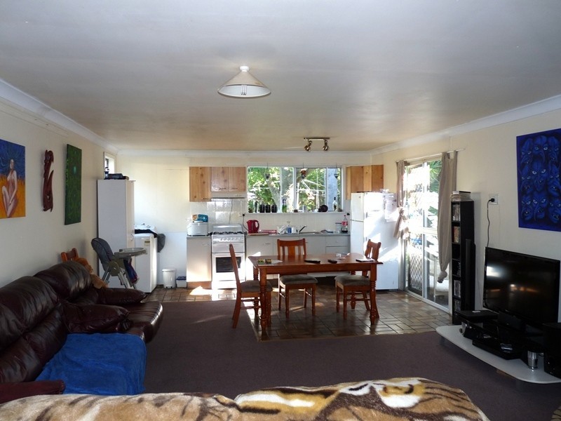 69 SHIELDS ST, Redcliffe QLD 4020