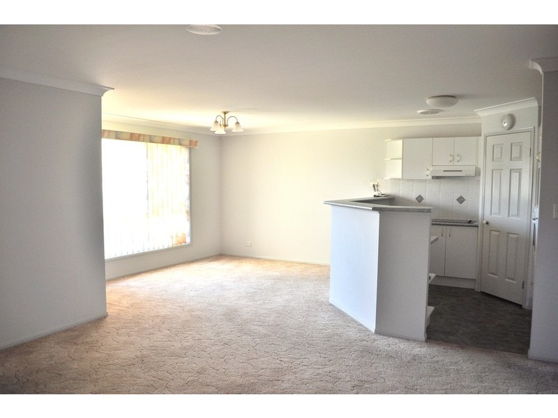 64/2 WATTLE ST, Rothwell QLD 4022