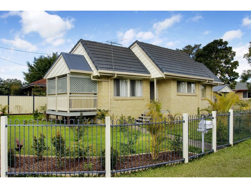 16 AZALEA STREET, Deception Bay QLD 4508