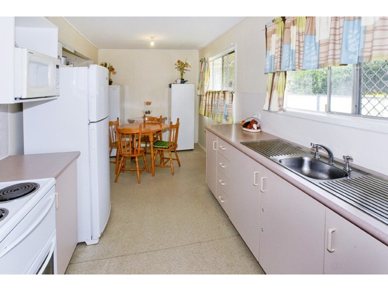 16 AZALEA STREET, Deception Bay QLD 4508