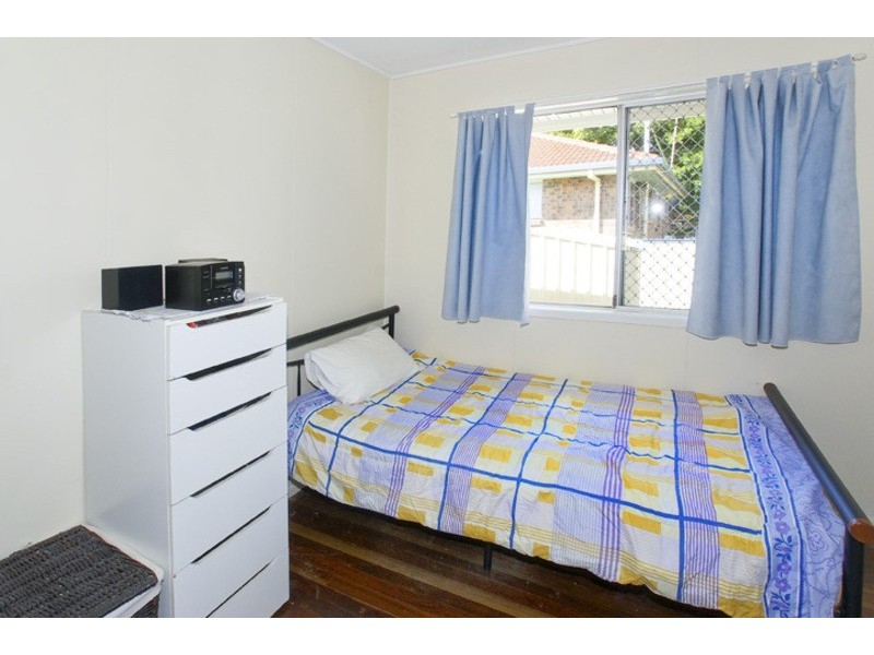 16 AZALEA STREET, Deception Bay QLD 4508