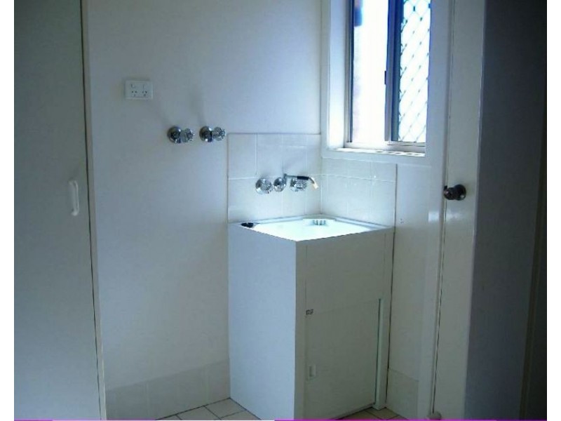 20/2 WATTLE ST, Rothwell QLD 4022