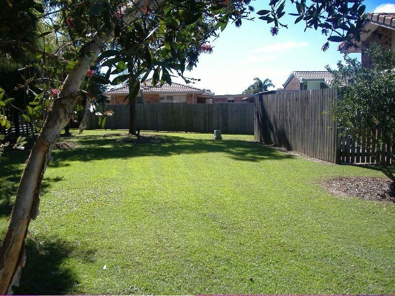 20/2 WATTLE ST, Rothwell QLD 4022