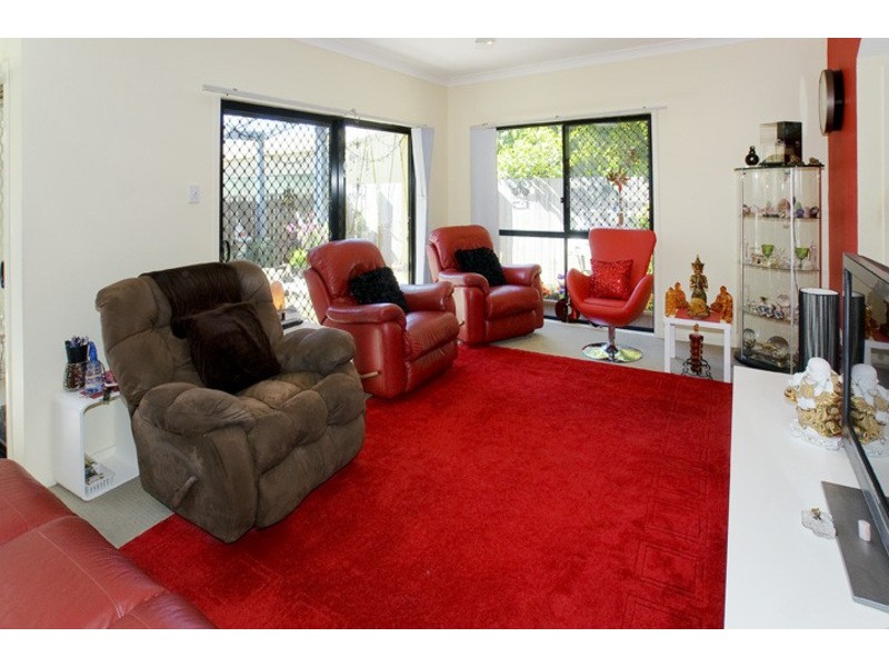 1/18 BLAKENEY STREET, Woody Point QLD 4019