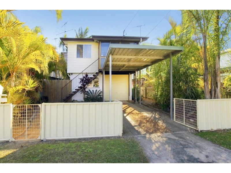 33 ETTIE ST, Redcliffe QLD 4020