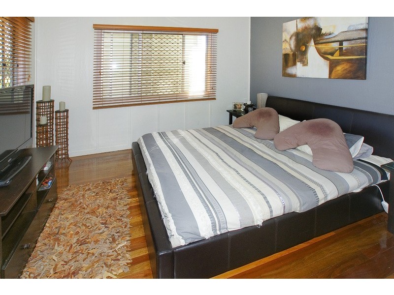 19 ELSON ST, Margate QLD 4019