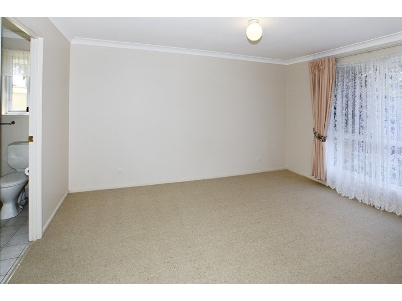 1 ROBERT CLOSE, Redcliffe QLD 4020