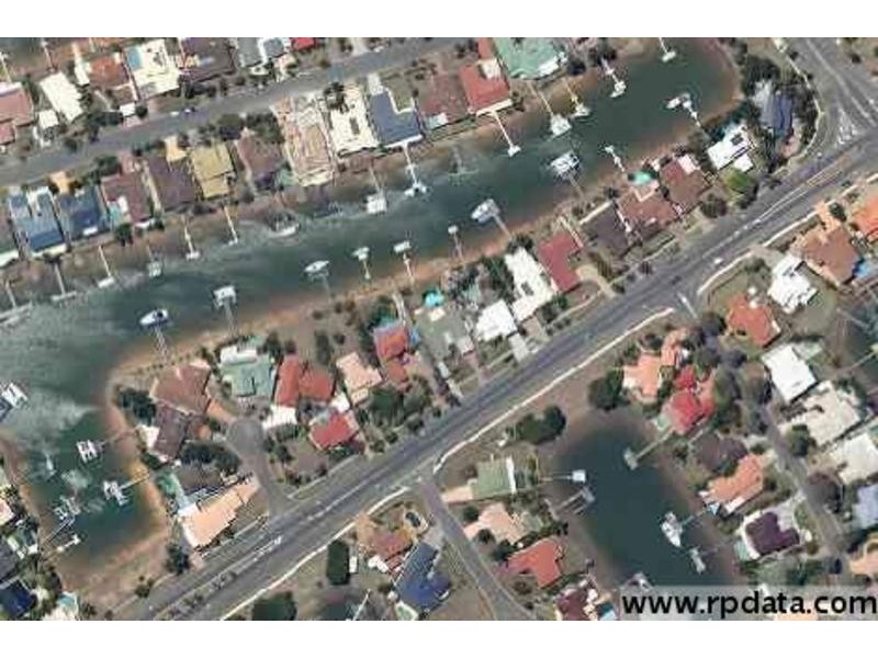 142 GRIFFITH ROAD, Newport QLD 4020