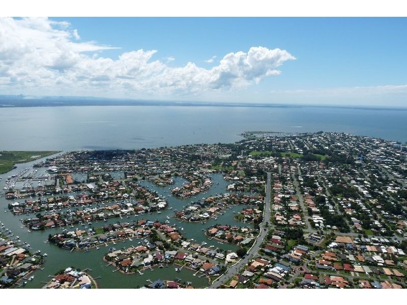 142 GRIFFITH ROAD, Newport QLD 4020