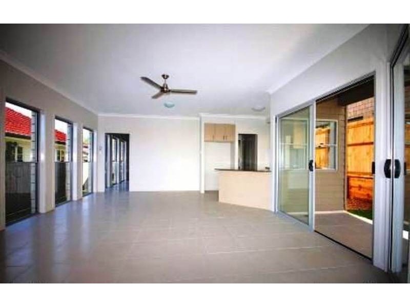 38a MARYBOROUGH TERRACE, Scarborough QLD 4020