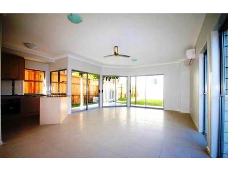 38a MARYBOROUGH TERRACE, Scarborough QLD 4020