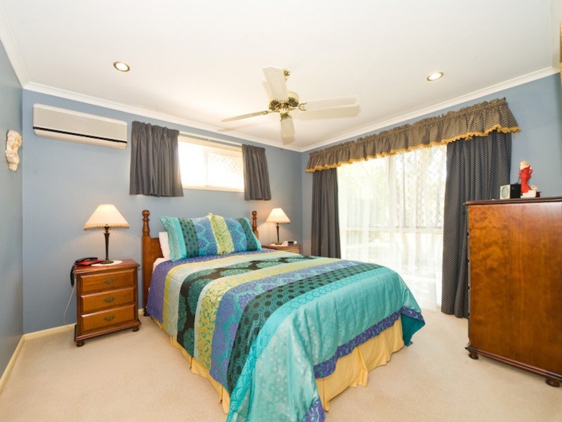 21 BEACON CRESCENT, Newport QLD 4020