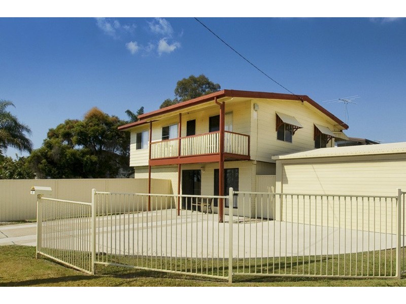 42 KURUMBA ST, Kippa-ring QLD 4021