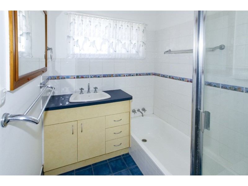 42 KURUMBA ST, Kippa-ring QLD 4021