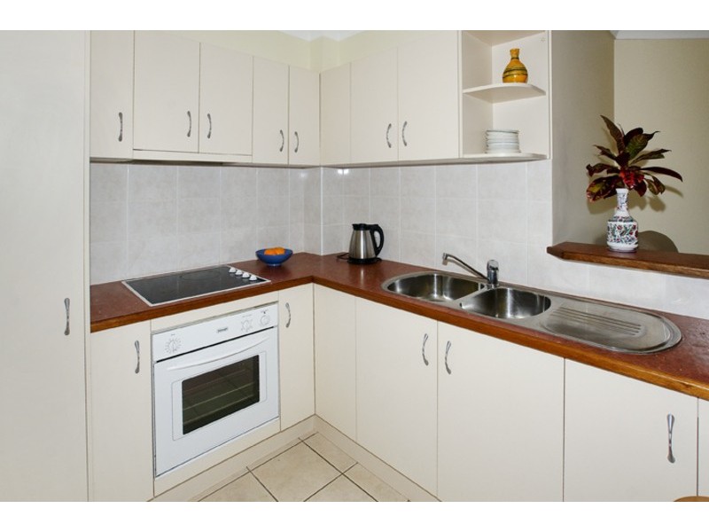 5/13 HUMPYBONG ESPLANADE, Redcliffe QLD 4020