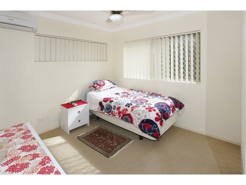 5/13 HUMPYBONG ESPLANADE, Redcliffe QLD 4020