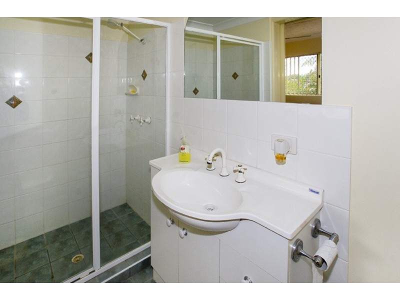 5/13 HUMPYBONG ESPLANADE, Redcliffe QLD 4020
