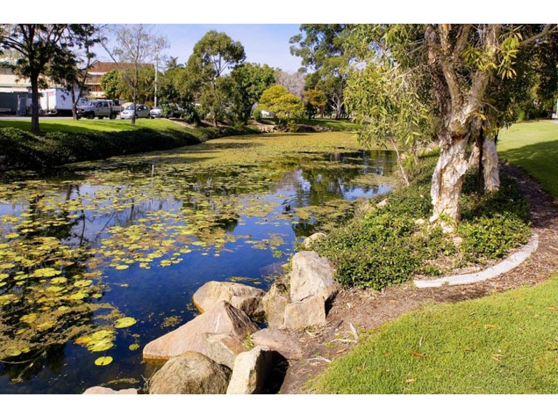 5/13 HUMPYBONG ESPLANADE, Redcliffe QLD 4020