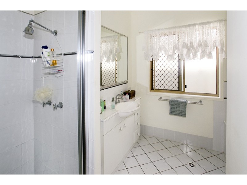 4 KRISTEN COURT, Redcliffe QLD 4020