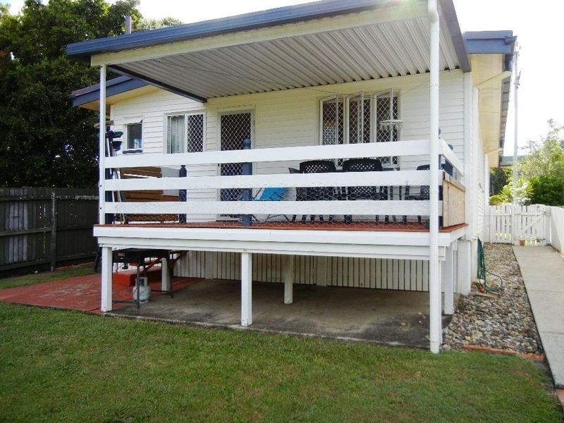 306 SCARBOROUGH ROAD, Scarborough QLD 4020