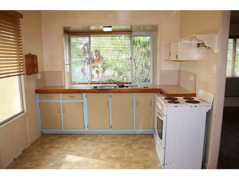 17 KINGSFORD ST, Kippa-ring QLD 4021