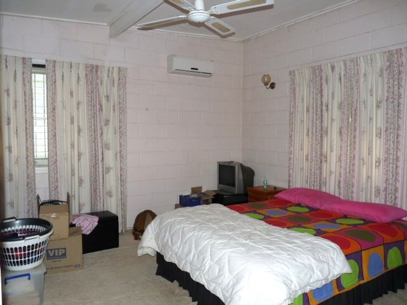 4 KIPPA ST, Kippa-ring QLD 4021