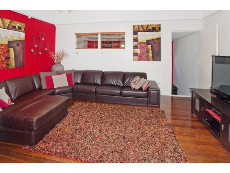 19 ELSON ST, Margate QLD 4019