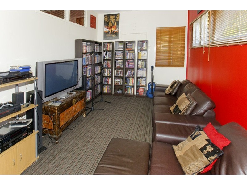 19 ELSON ST, Margate QLD 4019