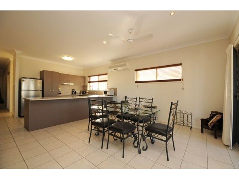 18 JAMIESON STREET, Redcliffe QLD 4020