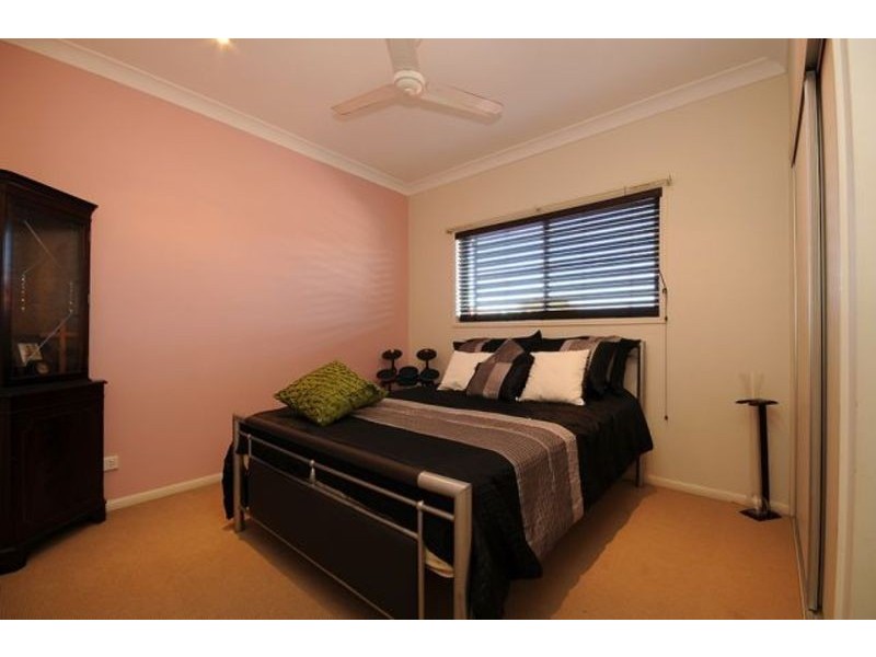 18 JAMIESON STREET, Redcliffe QLD 4020