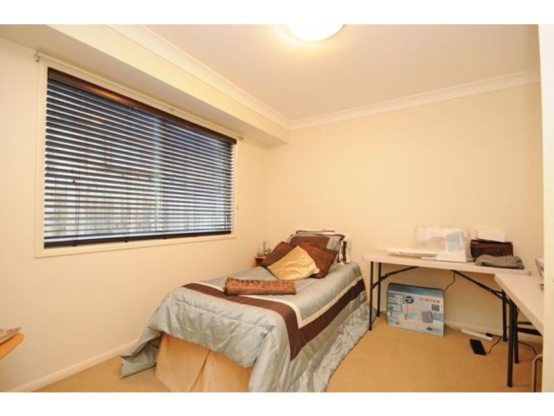 18 JAMIESON STREET, Redcliffe QLD 4020