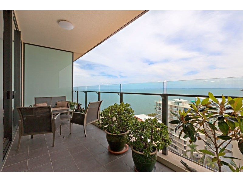 1206/99 MARINE PDE, Redcliffe QLD 4020