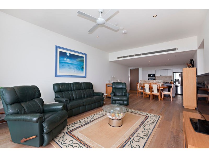 1206/99 MARINE PDE, Redcliffe QLD 4020