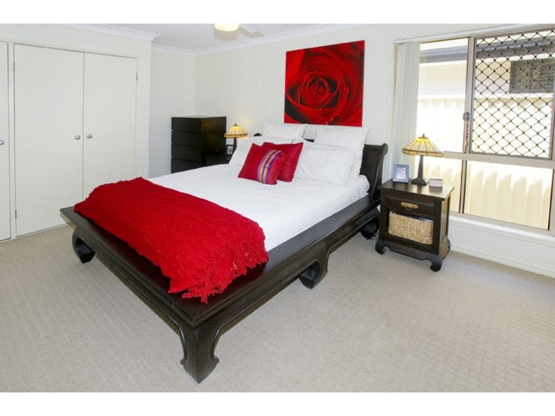 19 NEARRA STREET, Deagon QLD 4017