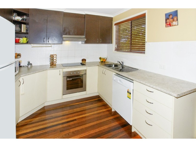 22 MARIGOLD ST, Margate QLD 4019