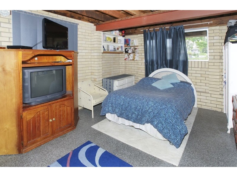 22 MARIGOLD ST, Margate QLD 4019