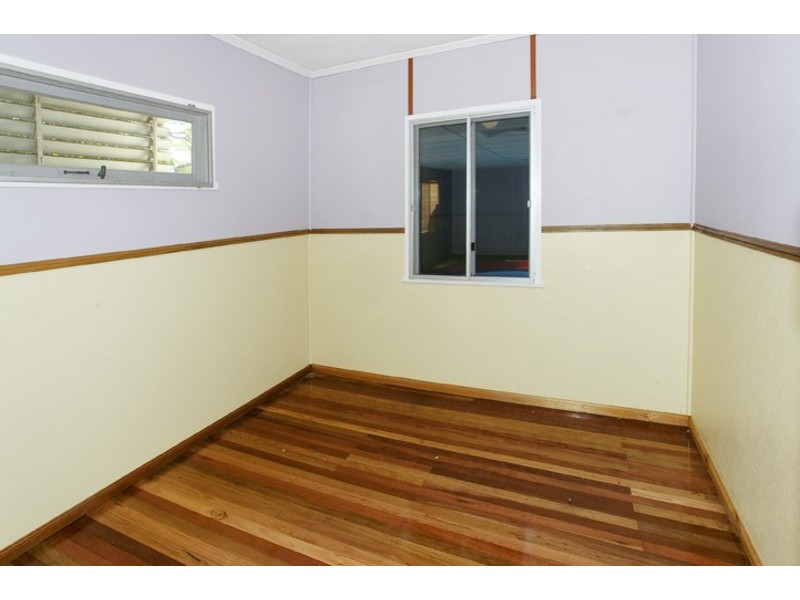 2 REDBANK ROAD, Redcliffe QLD 4020