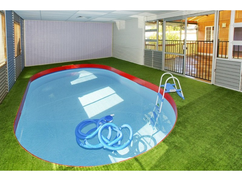 2 REDBANK ROAD, Redcliffe QLD 4020