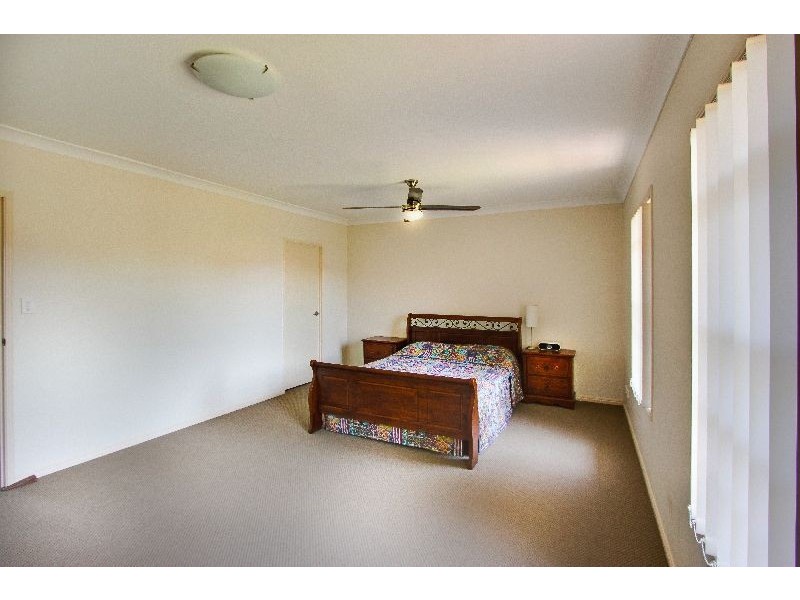 2/7 PERCY STREET, Redcliffe QLD 4020