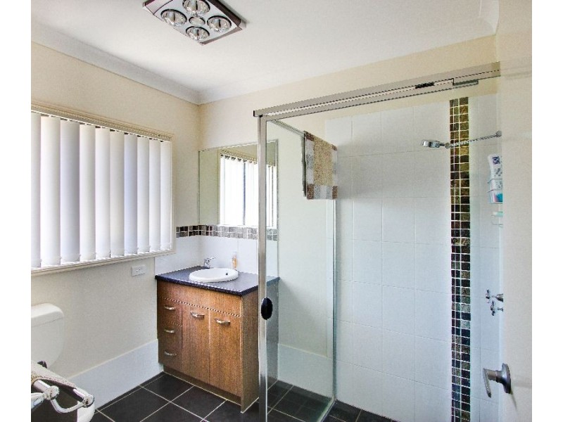 2/7 PERCY STREET, Redcliffe QLD 4020