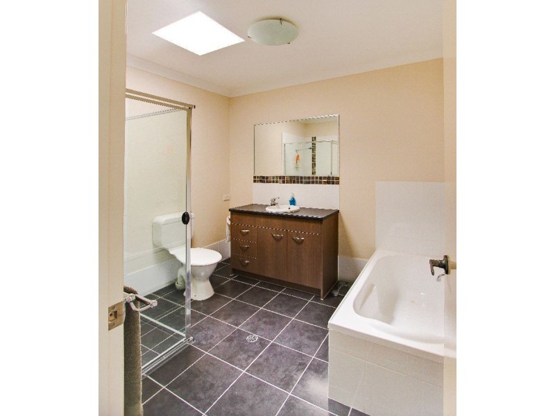 2/7 PERCY STREET, Redcliffe QLD 4020