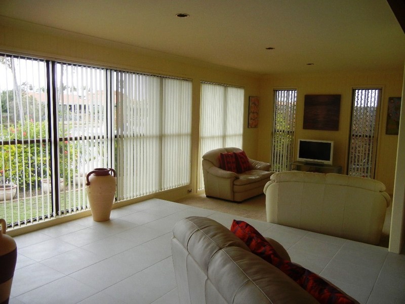 34  COURAGEOUS COURT, Newport QLD 4020