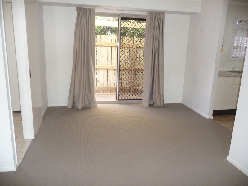 20/2 WATTLE RD, Rothwell QLD 4022