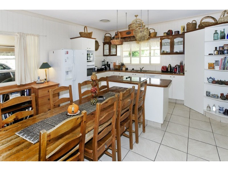 50 MICHEL ROAD, Scarborough QLD 4020