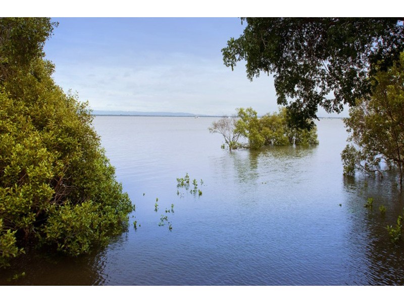 50 MICHEL ROAD, Scarborough QLD 4020